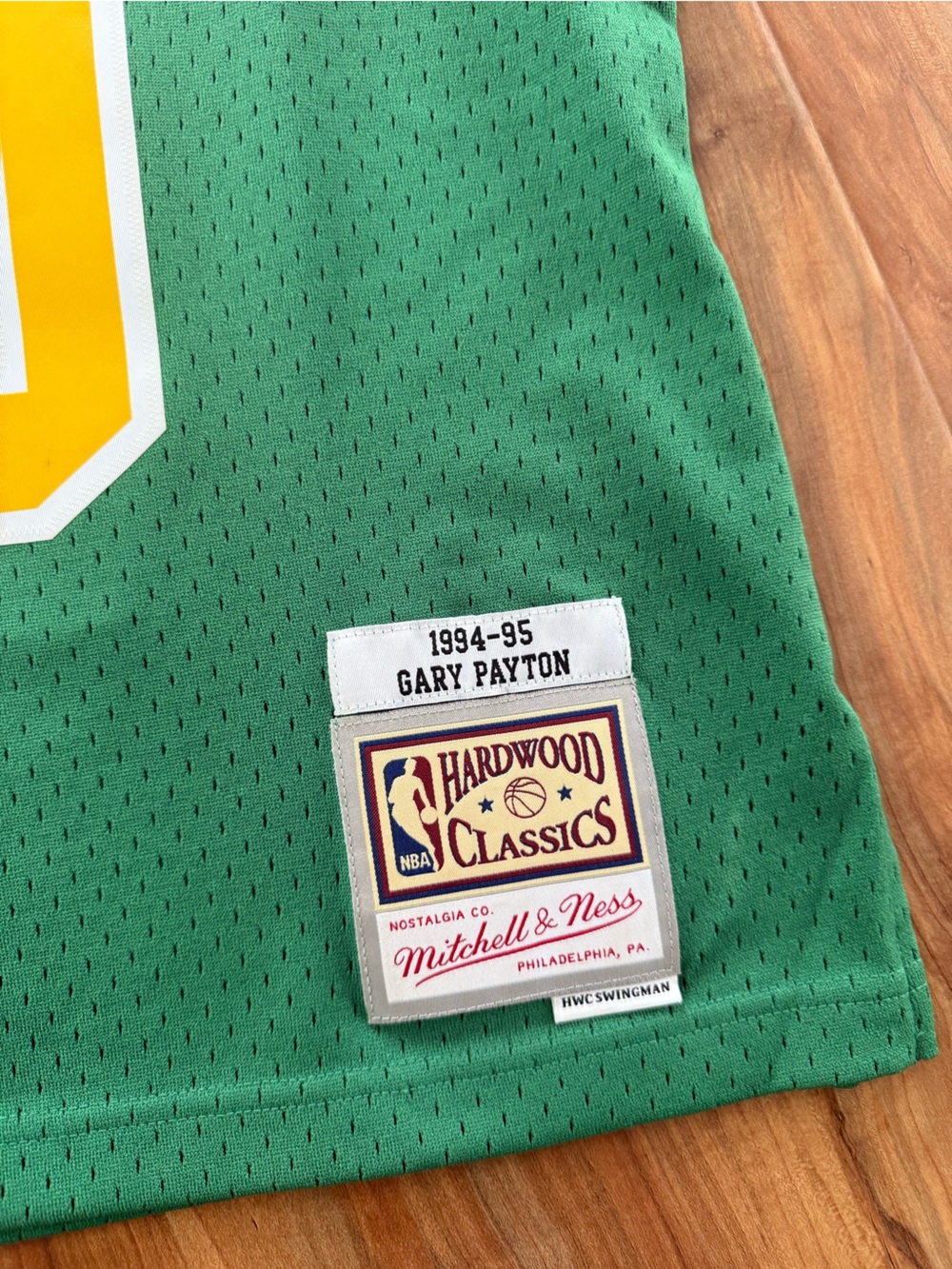 Payton Sonics Jersey - Picture 3 of 3